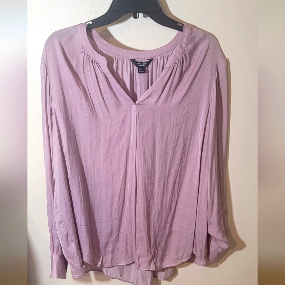 Beautiful Pink Top!